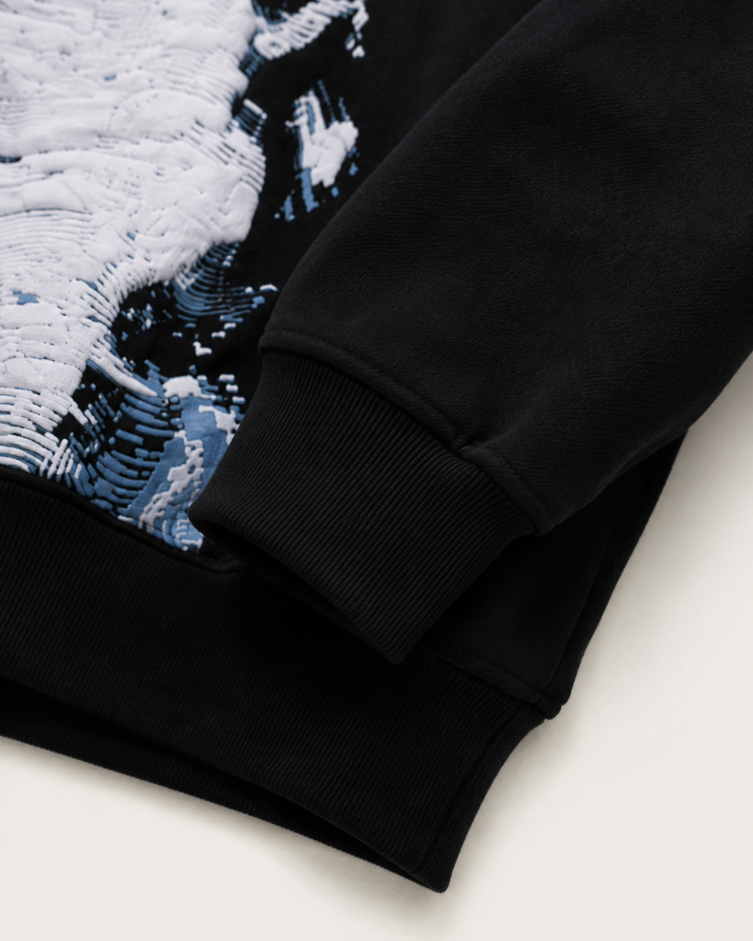 Waves Hoodie - Black