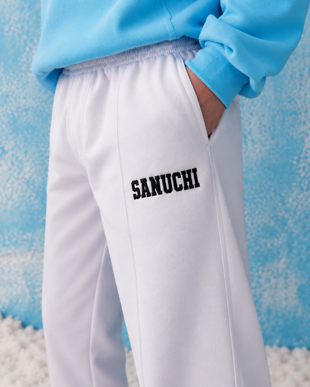 Sanuchi Nomad - White