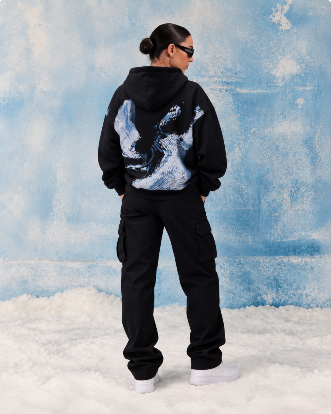 Waves Hoodie - Black
