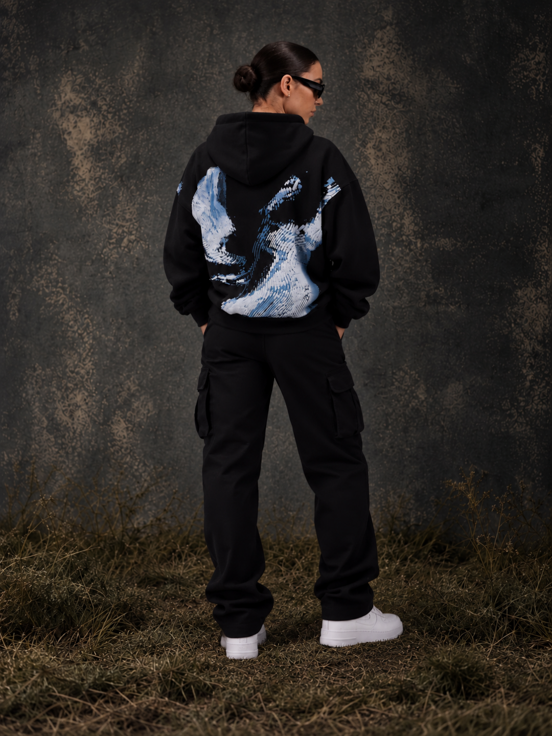 Waves Hoodie - Black