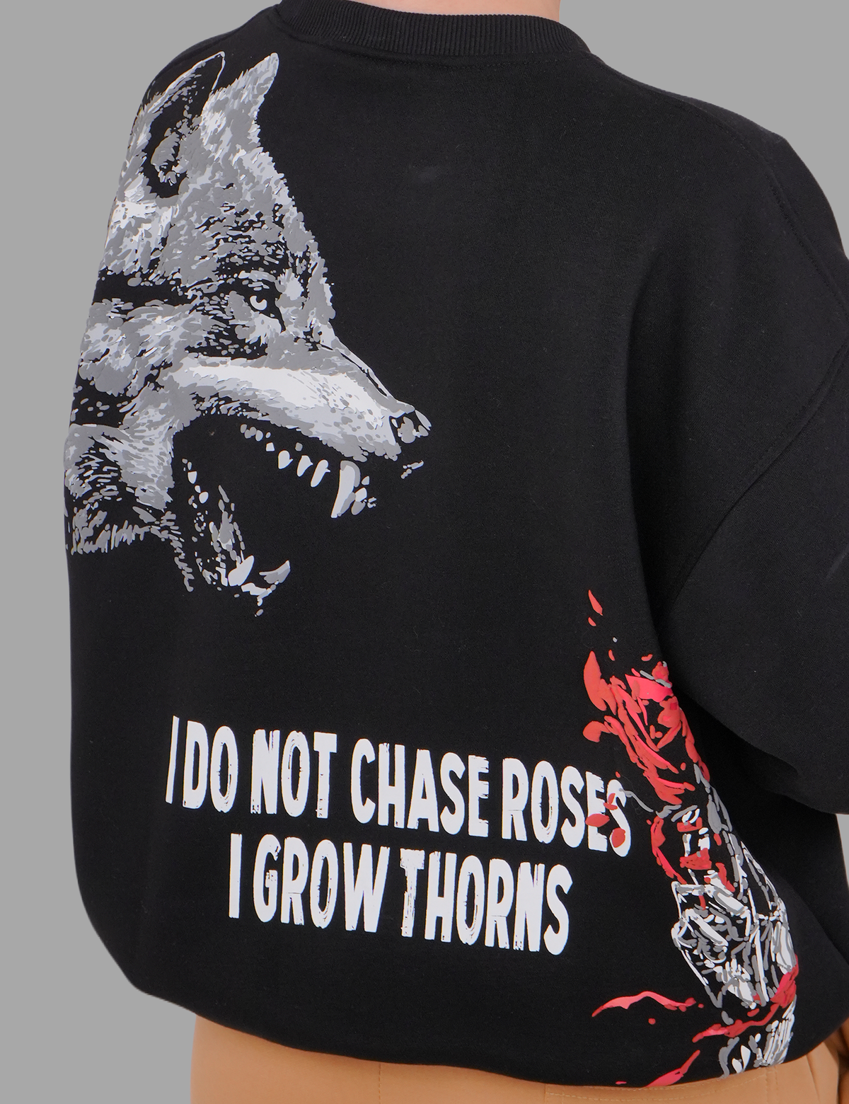 Wolf & Roses - Black
