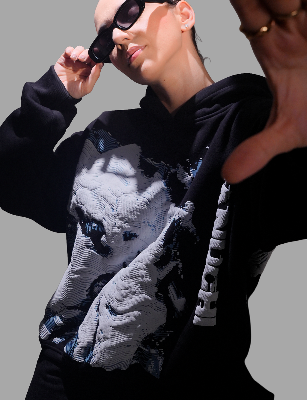 Waves Hoodie - Black