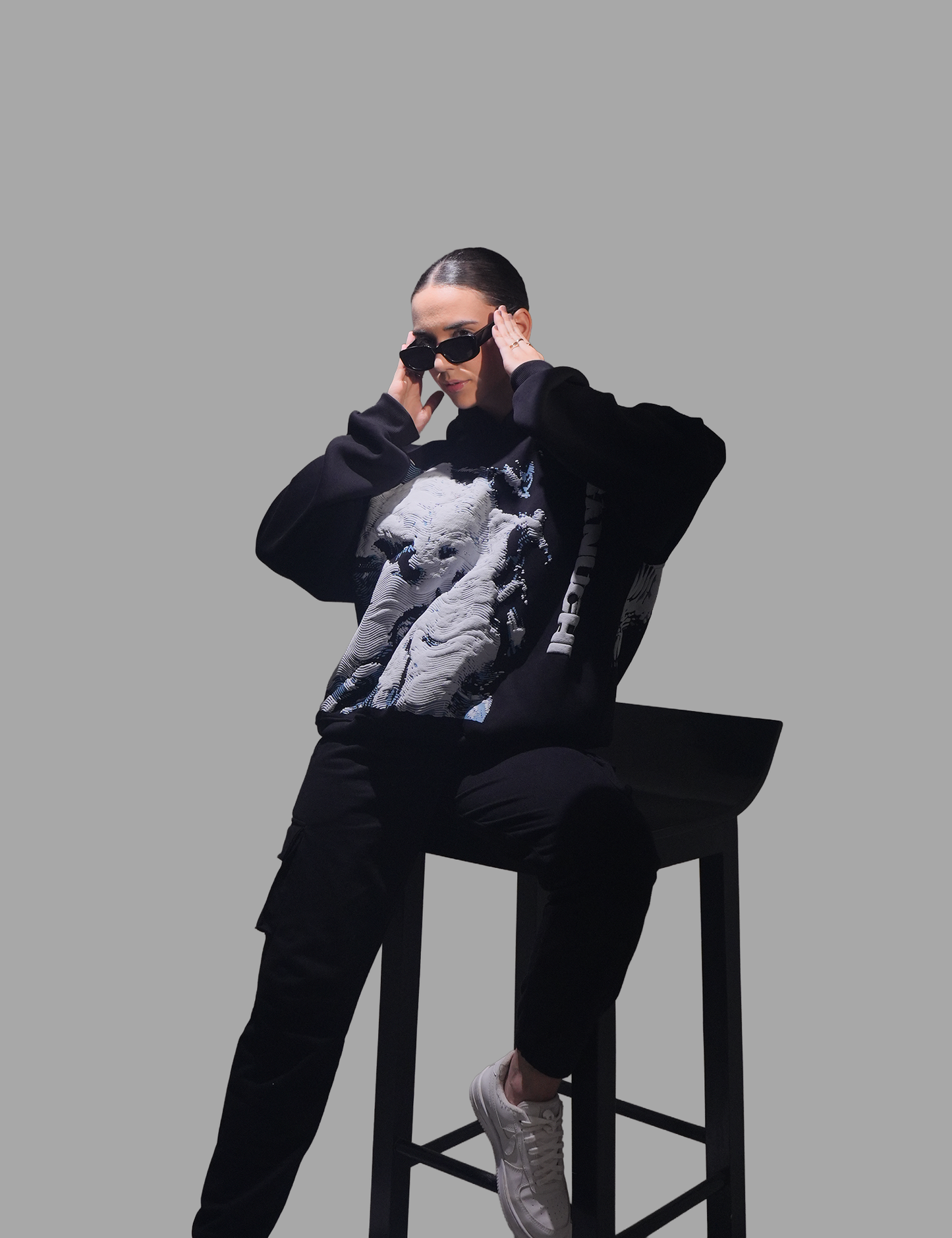 Waves Hoodie - Black